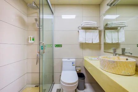 Langyue Business Hotel