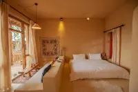 Huocheng Jianshu B&B (Jieyou Princess Lavender Farm) - balcony