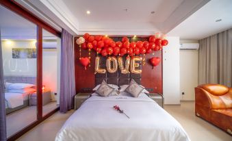 Boutique Holiday Hotel (Beihai RT-Mart High-speed Railway Station)