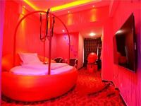西安青檬情侣主题酒店 - 舒适一室圆床房
