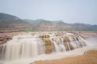 Yan'an Xinyuan Cave Homestay