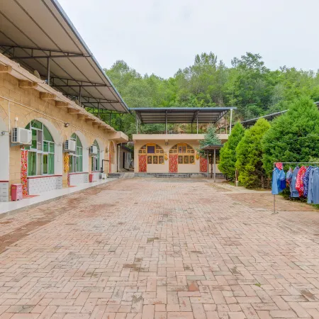 Yan'an Xinyuan Cave Homestay