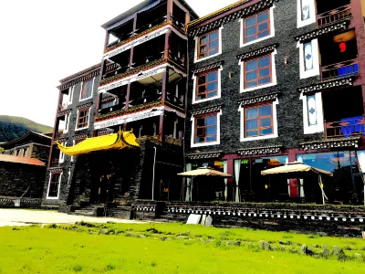 SengeLangzan Hostel Hôtels à : Kangding