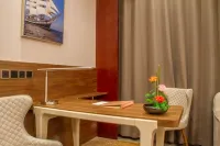 Furama Shanshui Hotel Hotels near Zhenhua Seafood Hang