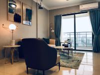 广州悦曼公寓 - 投影城景两房一厅行政套房