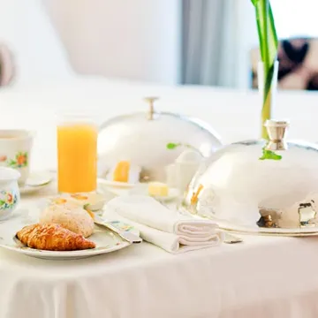 City Avenue Hotel - Muteena Отели рядом с достопримечательностью «Аль-Кусейс»