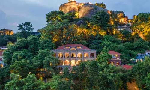 Linghai Hotel (Sunlight Rock Gangzaihou Beach Branch)