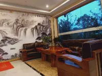 Dushan Kanisi Hotel