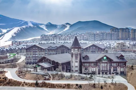 Forlong Hotels &Resorts Отели рядом с достопримечательностью «Changcheng Ling Scenic Area»