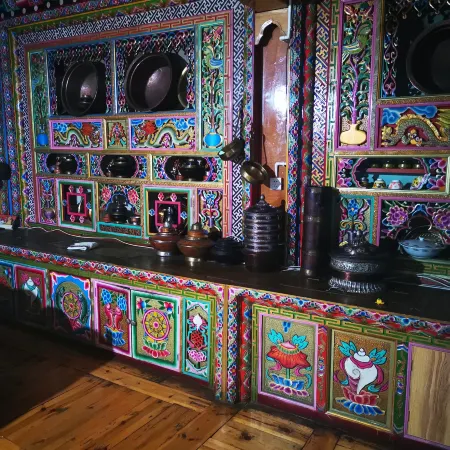 Hippo Inn