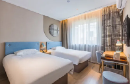 Homeinn · neo (Hangzhou Wulin Square Tiyuchang Road) Hotel di Hangzhou