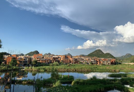 Xianyun Lakeside Hostel 썸네일