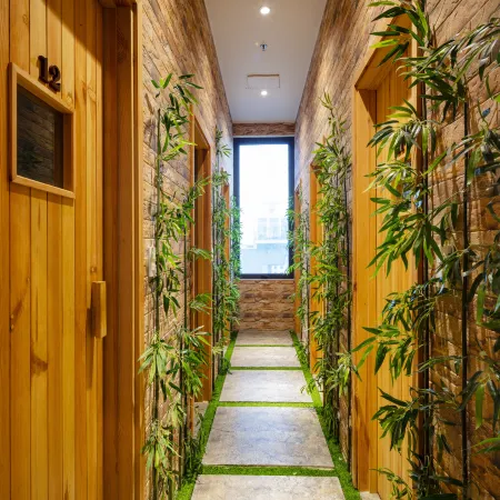 THANH LICH ROYAL BOUTIQUE HOTEL
