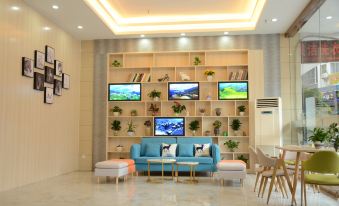 Junyi Chain Hotel (Longsheng Bus Station)