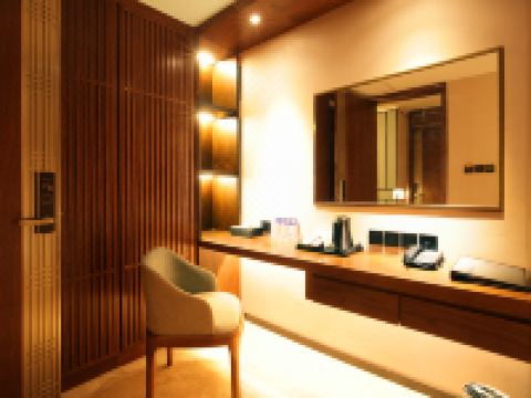 锦州麒巍酒店 - 温馨亲子房(无窗)