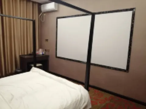 Jinzhong Mei · Fashion Art Homestay (Yuci University Town)