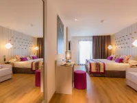 Grand Palladium White Island Resort & Spa - All Inclusive Hotels near Figueretes Beach