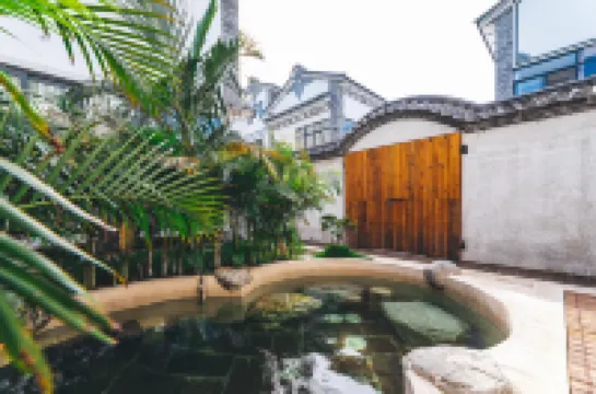 Manxin Mansion Dali Old Town