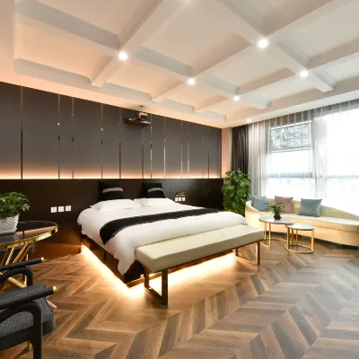 Pod Choice Hotel (Beijing Wuzi Xueyuan Road Subway Station) Hotels near Caofang Station