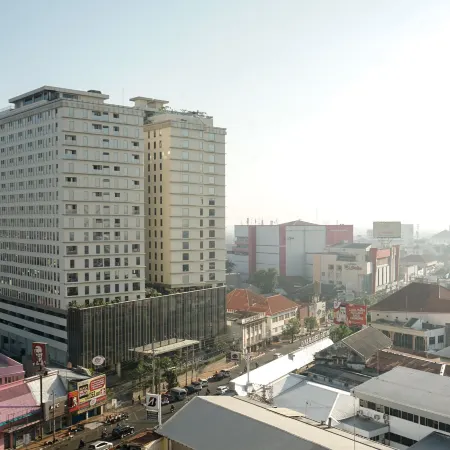 Louis Kienne Hotel Pemuda