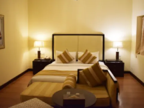 ラマダ プラザ カラチ ホテル カラチのホテル