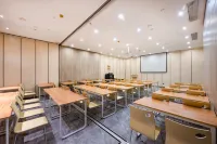 HanTing Premium Hotel (Nantong Railway Station, The MixC) - موقف سيارات