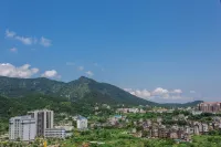 Borrman Hotel (Guiping Xishan Government Service Center) - Mountain view