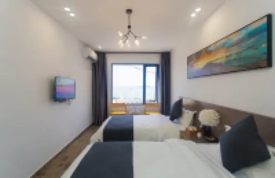 Fuguang Bieyuan Hostel