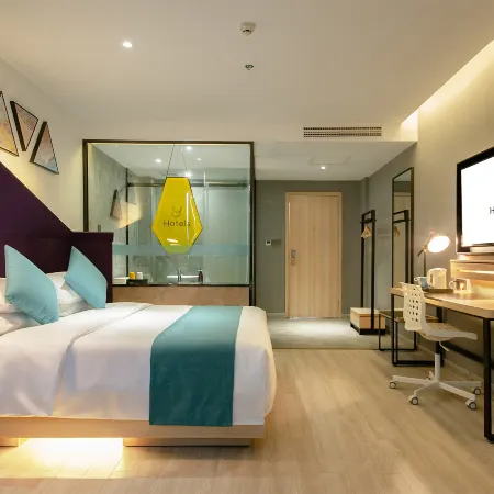 Y Hotel(Peizhou Pizhou Peach Blossom Island Branch)