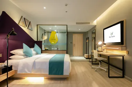 Y Hotel(Peizhou Pizhou Peach Blossom Island Branch) Отели в г. Пичжоу