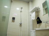 登封嵩溪湾商务酒店 - 三人房