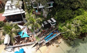 Alunan Resort