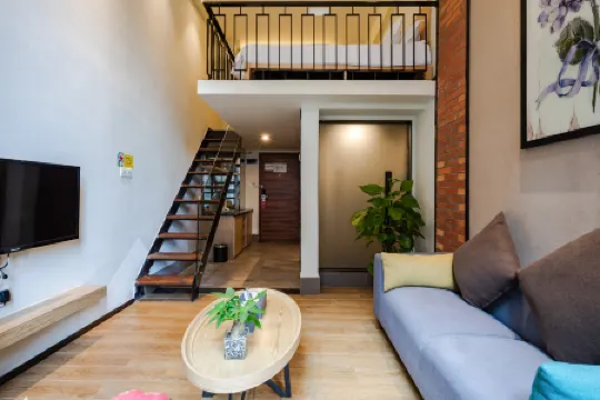 Xiyu international boutique apartment