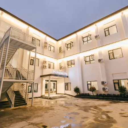 Helen Life Hotel
