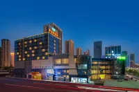 Vienna Hotel (Zunyi Xinpu Riyuexingcheng Branch) Hotels in Zunyi