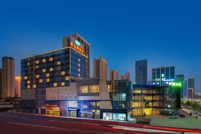 Vienna Hotel (Zunyi Xinpu Riyuexingcheng Branch) Hotels in Xinpu District