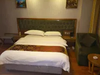 Jinchuan Hotel - Mountain view