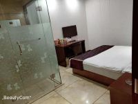 海伦坤城商务宾馆 - 特惠大床房