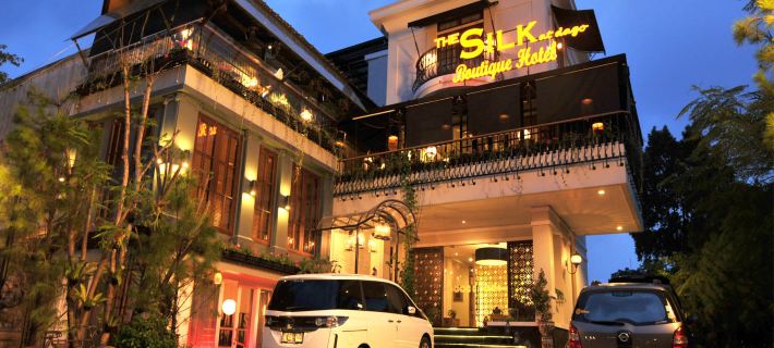 The Silk at Dago Boutique Hotel Hotele w: Coblong
