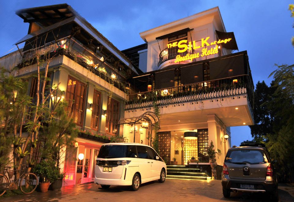 The Silk at Dago Boutique Hotel-Coblong Updated 2023 Room Price-Reviews &  Deals | Trip.com