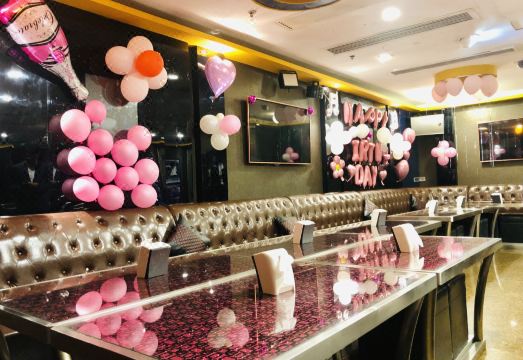 3. 호텔 비벌리 프..