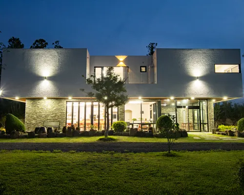 جيجو كامب هاريس سبا بينشن Hotels near غابات بيجاريم
