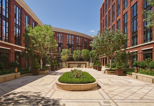 콘래드 텐진 썸네일