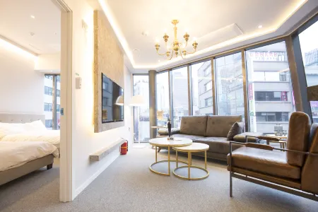 UH Suite 鍾路飯店