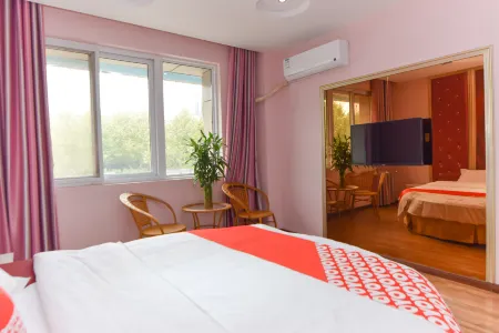 Bengbu Juyuan Theme Hotel Отели рядом с достопримечательностью «Anhui Vocational College of Electronics and Information Technology»