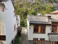 Liuzhou Yaoyi Homestay (Kiln Yi Ancient Town) - Airport Shuttle