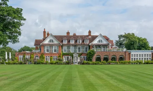Chewton Glen Hotel - an Iconic Luxury Hotel
