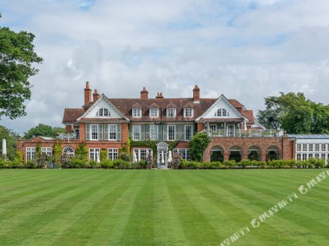 Chewton Glen Hotel - an Iconic Luxury Hotel