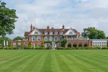 Chewton Glen Hotel - an Iconic Luxury Hotel