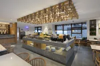 QIANNA HOTEL (Hebi High Speed Railway Station, Qi River View) - breakfast